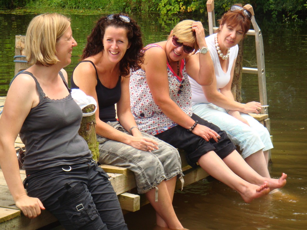 Chicks in the sticks_ glamping_hen weekend_ Devon_pond